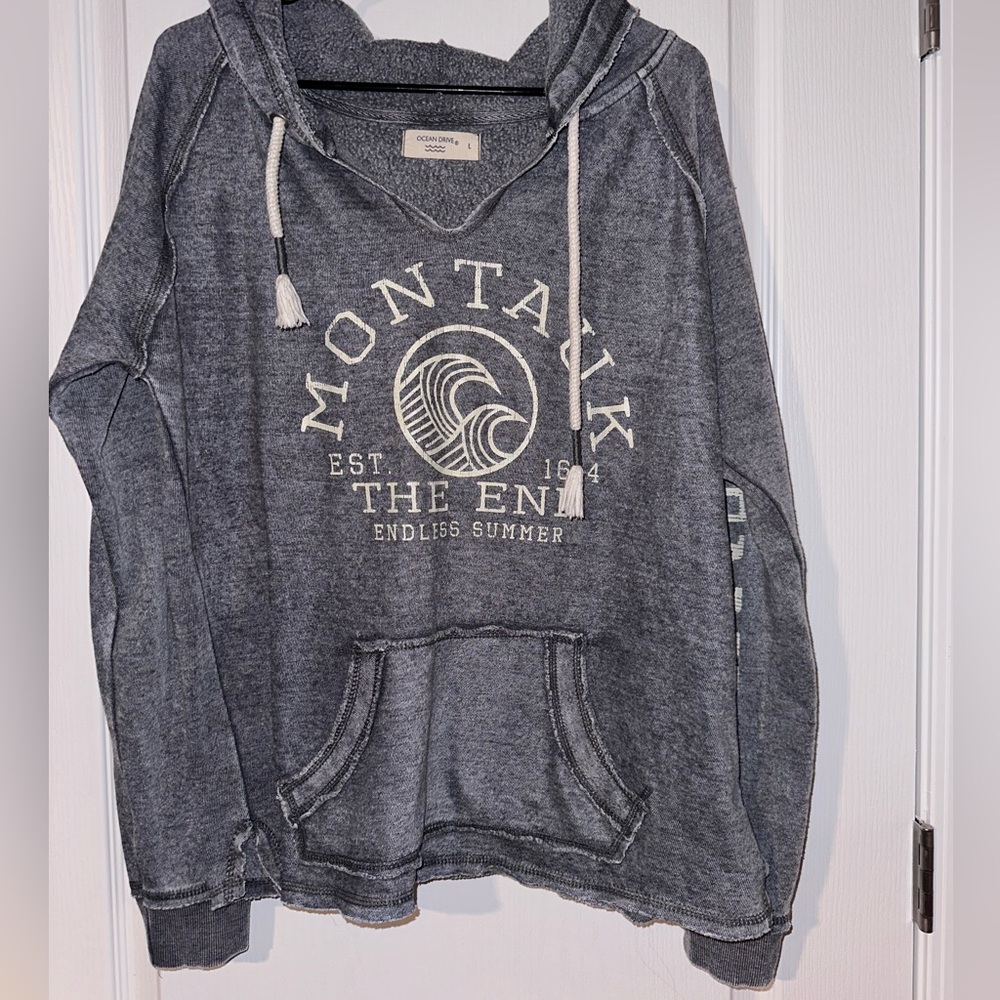 Ocean drive size large hoodie montauk New York